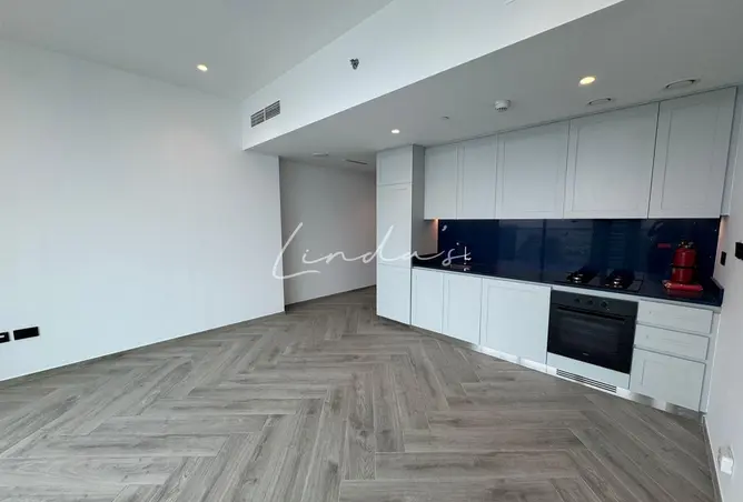73843117 - Property Image 3