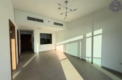 Apartment - 1 Bedroom - 2 Bathrooms for rent in Al Nasr Square Block B - Al Nasr Square - Oud Metha - Bur Dubai - Dubai