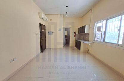 Apartment - Studio - 1 for rent in Muwailih Building - Muwaileh - Sharjah