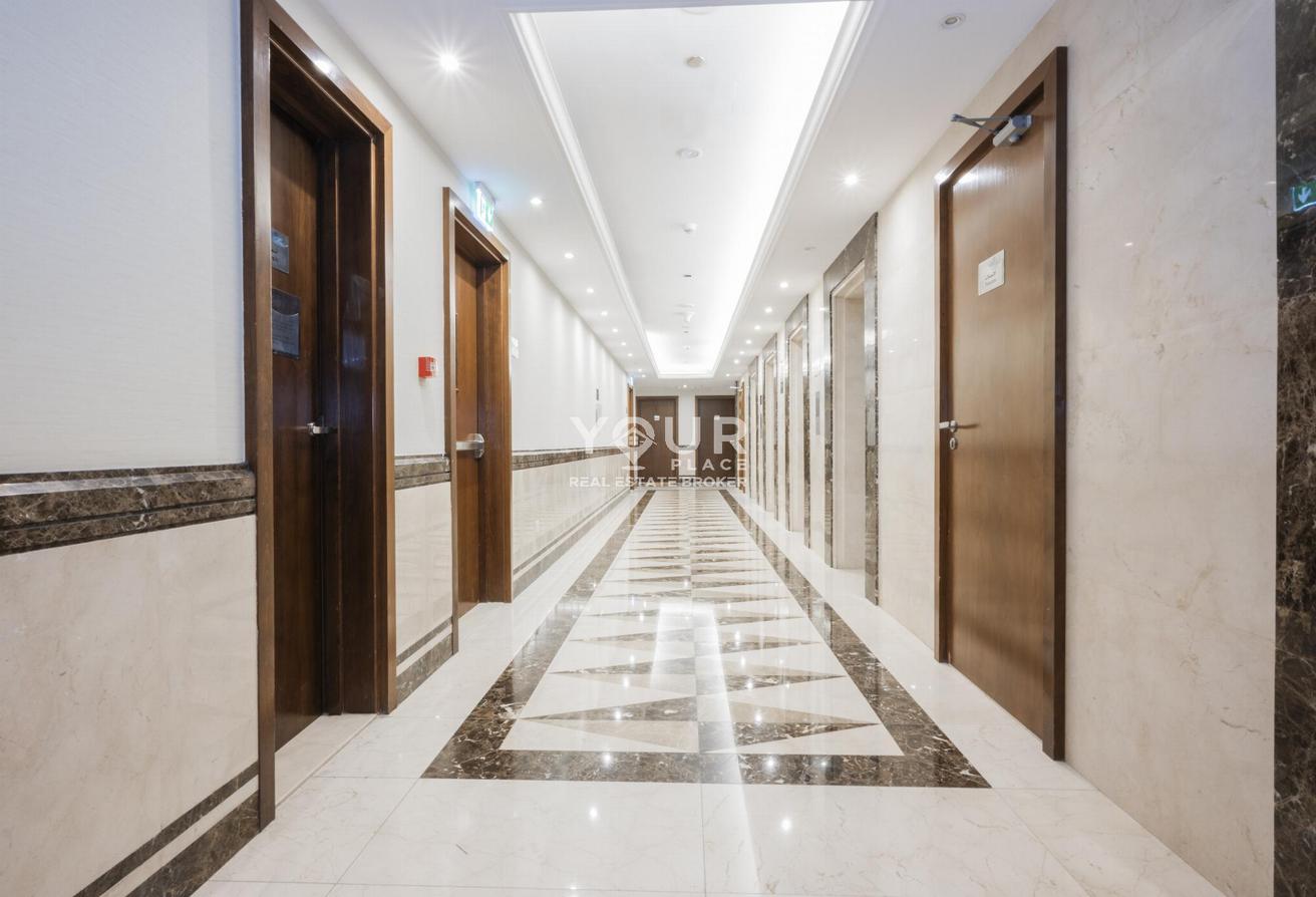 Chiller Free | Fully-Furnished | Canal View photo 17