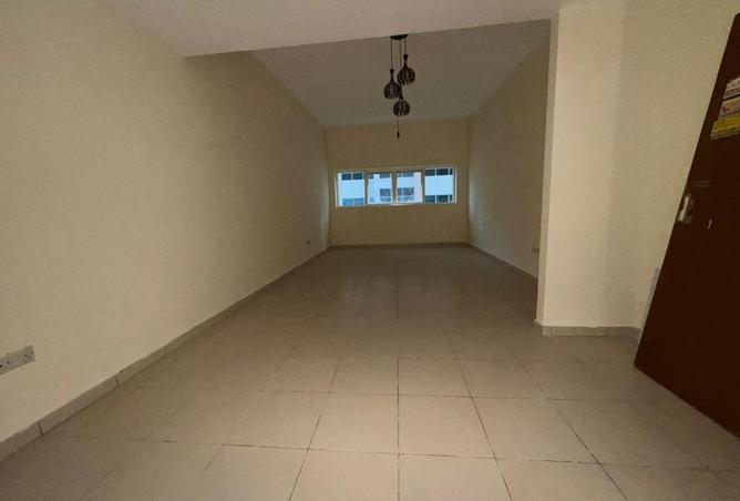 87897935 - صورة العقار 2