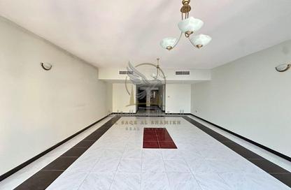Apartment - 4 - 5 for rent in Al Ferasa Tower - Al Majaz 1 - Al Majaz - Sharjah