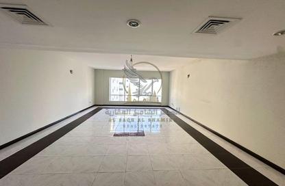Apartment - 4 - 5 for rent in Al Ferasa Tower - Al Majaz 1 - Al Majaz - Sharjah Apartment - 4 - 5 for rent in Al Ferasa Tower - Al Majaz 1 - Al Majaz - Sharjah