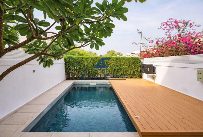 Modern Furnished | Private Pool | Move in Now