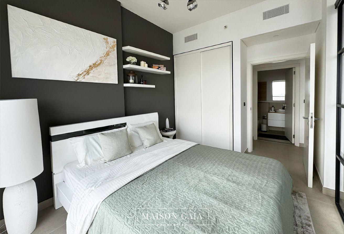 Fully Furnished | Ready to Move | Community Views photo 10