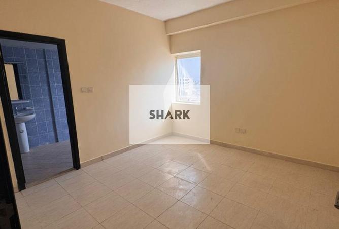 53581169 - صورة العقار 3