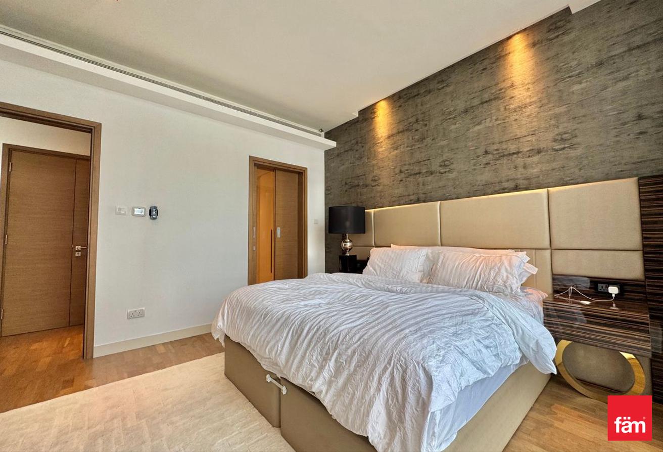 Furnished | with SZR Skyline View | Big terrace photo 15