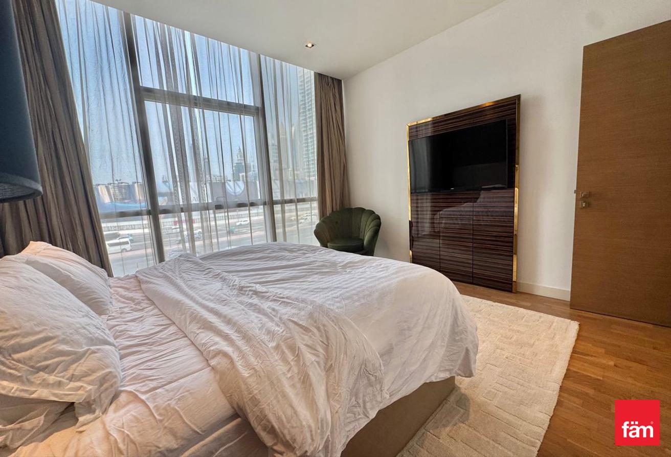 Furnished | with SZR Skyline View | Big terrace photo 14