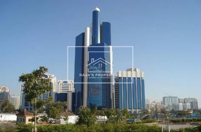 Apartment - 3 - 4 for rent in Cornich Al Khalidiya - Al Khalidiya - Abu Dhabi