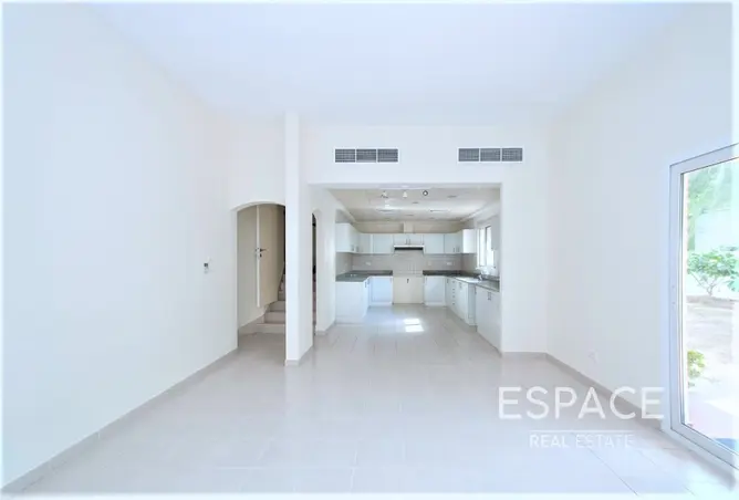 162774283 - Property Image 3