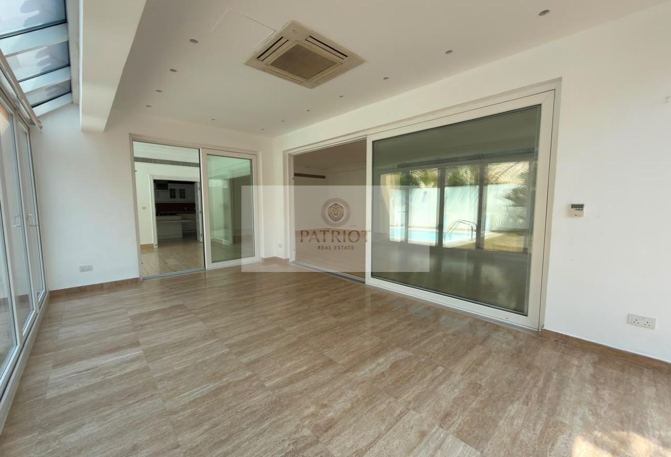 Luxury 5BR Villa | Private Pool & Garden | Al Safa photo 17