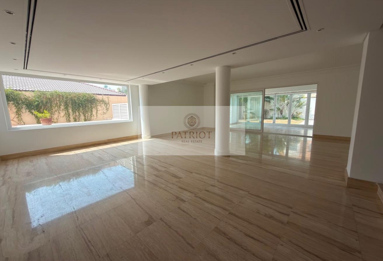 Luxury 5BR Villa | Private Pool & Garden | Al Safa photo 6