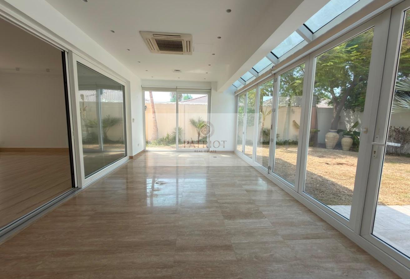Luxury 5BR Villa | Private Pool & Garden | Al Safa photo 16