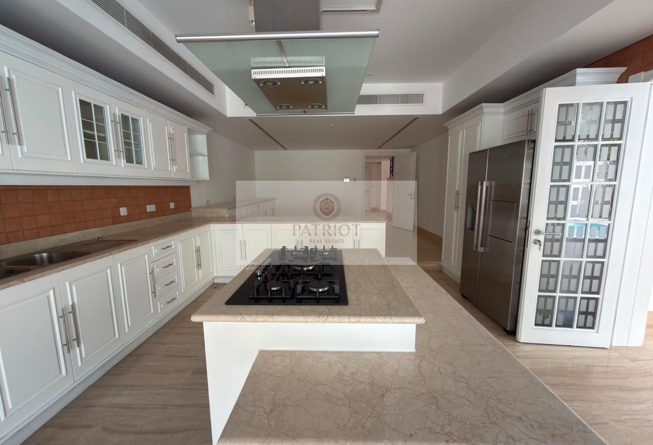 Luxury 5BR Villa | Private Pool & Garden | Al Safa photo 13