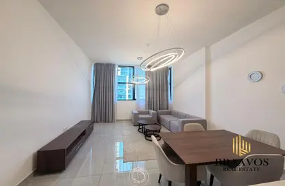 شقة - غرفة نوم - 2 حمامات للايجار في برج او2 - منطقة 14 - قرية جميرا الدائرية - دبي