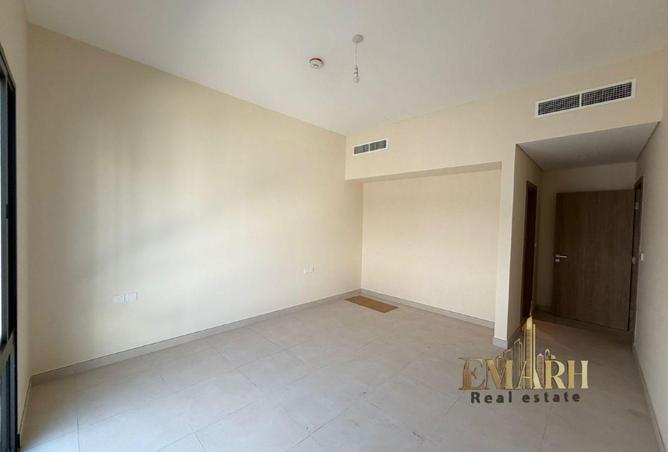 114186102 - Property Image 3