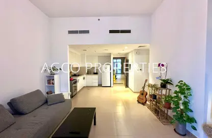 شقة - 2 غرف نوم - 2 حمامات للبيع في 2A شقق وردة - وردة أبارتمنتس 2 - شقق وردة - تاون سكوير - دبي