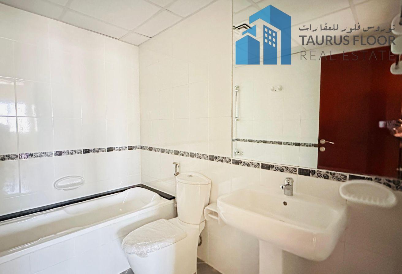PET FRIENDLY 3BHK + MAID ROOM FMLY VILLA AVAILABLE photo 9