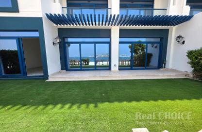 Villa - 5 Bedrooms - 6 Bathrooms for rent in Palma Residences - Palm Jumeirah - Dubai