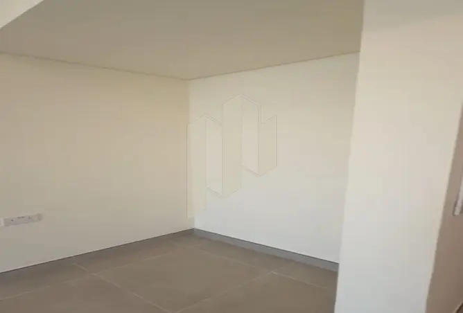 162784755 - Property Image 3