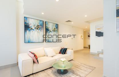 Duplex - 2 Bedrooms - 3 Bathrooms for rent in Sky Gardens - DIFC - Dubai Duplex - 2 Bedrooms - 3 Bathrooms for rent in Sky Gardens - DIFC - Dubai