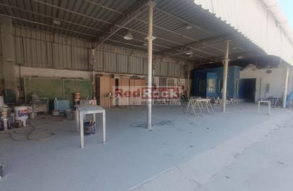 Warehouse - Studio - 3 Bathrooms for rent in Al Quoz Industrial Area 1 - Al Quoz Industrial Area - Al Quoz - Dubai
