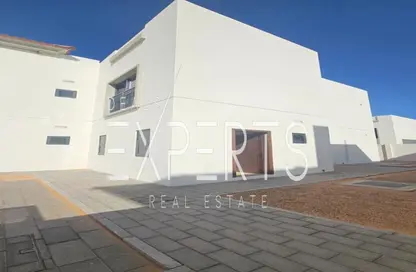 فيلا - 5 غرف نوم - 8 حمامات للايجار في في الريمان - الشامخة - أبوظبي