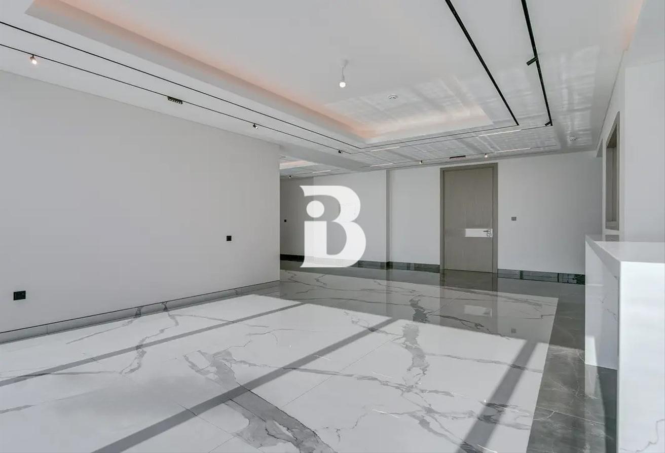 Low Floor | Vacant | Flagship Building photo 2