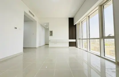 Apartment - 1 Bathroom for rent in Nova Tower - Dubai Silicon Oasis - Dubai