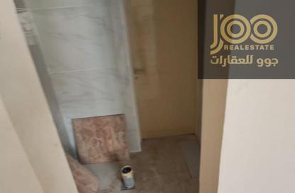 Warehouse - Studio - 1 for rent in Umm Al Thuoob - Umm Al Quwain
