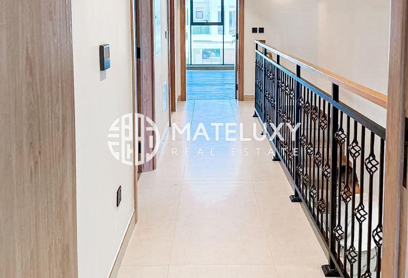 Brand New | Ready to Move In | Premium Villa photo 2