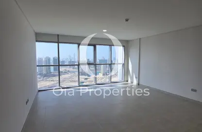 شقة - 3 غرف نوم - 4 حمامات للايجار في راديانت سكوير - مدينة الأضواء - جزيرة الريم - أبوظبي