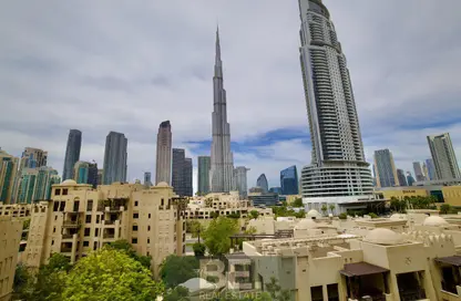 شقة - 2 غرف نوم - 3 حمامات للايجار في ينسون 5 - ينسون - دبي القديمة - وسط مدينة دبي - دبي