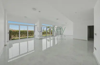 Villa - 5 Bedrooms - 6 Bathrooms for rent in Palma Residences - Palm Jumeirah - Dubai