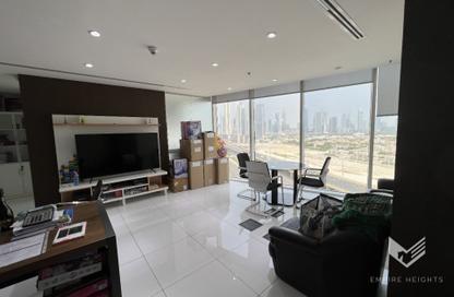 Office Space - Studio for sale in Crystal Tower - Business Bay - Dubai