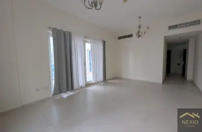 Apartment - 1 Bedroom - 2 Bathrooms for rent in Cascades Tower - Dubai Marina - Dubai