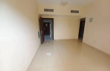 Apartment - 2 Bedrooms - 3 Bathrooms for rent in Fire Station Road - Muwaileh - Sharjah