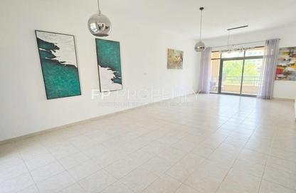 Apartment - 2 Bedrooms - 2 Bathrooms for rent in Al Nakheel 4 - Al Nakheel - Greens - Dubai