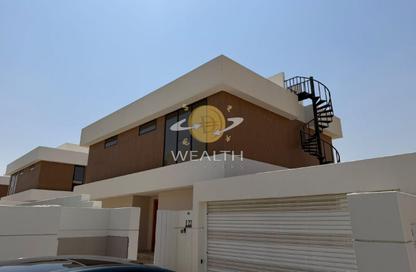 فيلا - 3 - 5 للايجار في مجمع شموس السكني - الشارقة جاردن سيتي - الشارقة