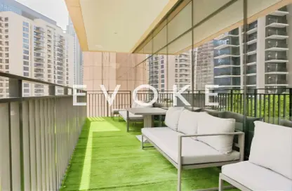 Apartment - 3 Bedrooms - 4 Bathrooms for rent in Boulevard Crescent Tower 1 - BLVD Crescent - Downtown Dubai - Dubai