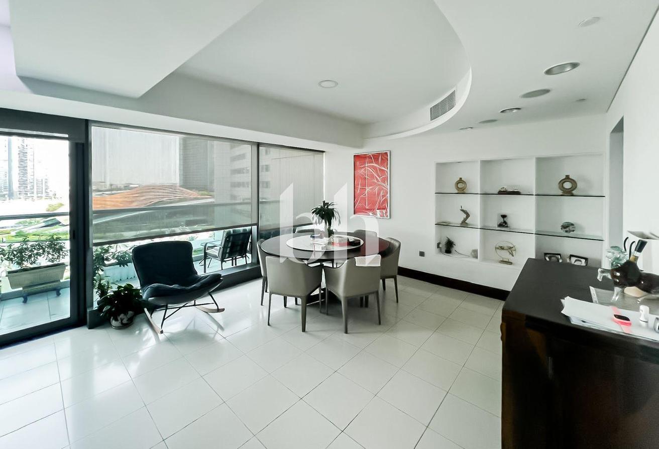 Spacious Duplex 2BR | Unfurnished | Frame View photo 2