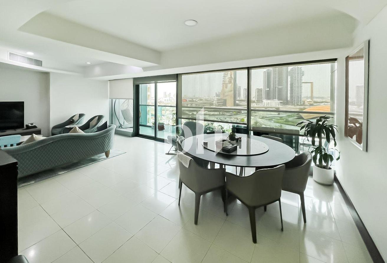 Spacious Duplex 2BR | Unfurnished | Frame View photo 6