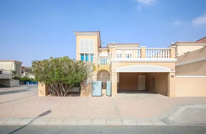 Villa - 2 Bedrooms - 4 Bathrooms for rent in District 16i - Jumeirah Village Circle - Dubai