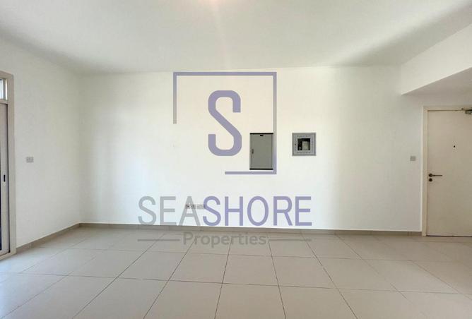 87031637 - Property Image 3