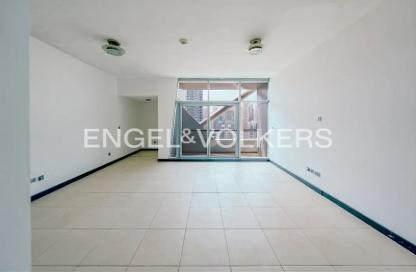 Apartment - Studio - 1 for rent in Indigo Tower - JLT Cluster D - Jumeirah Lake Towers - Dubai