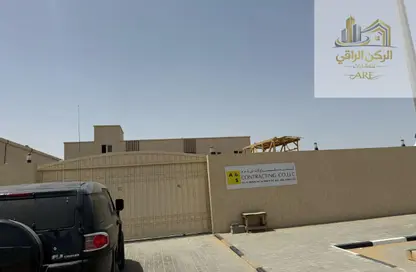 Labor Camp - Studio - 7+ Bathrooms for sale in Al Jlail - Al Sajaa - Sharjah