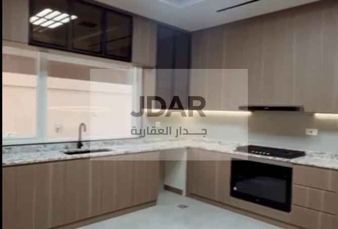 97367647 - Property Image 3