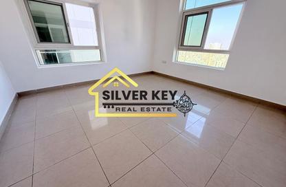 Apartment - 2 Bedrooms - 3 Bathrooms for rent in Al Mujarrah - Al Sharq - Sharjah