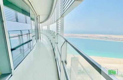 Apartment - 4 - 5 for rent in Landmark Tower - Corniche Road - Abu Dhabi Apartment - 4 - 5 for rent in Landmark Tower - Corniche Road - Abu Dhabi