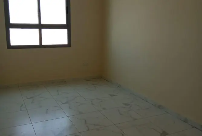 99128997 - Property Image 2